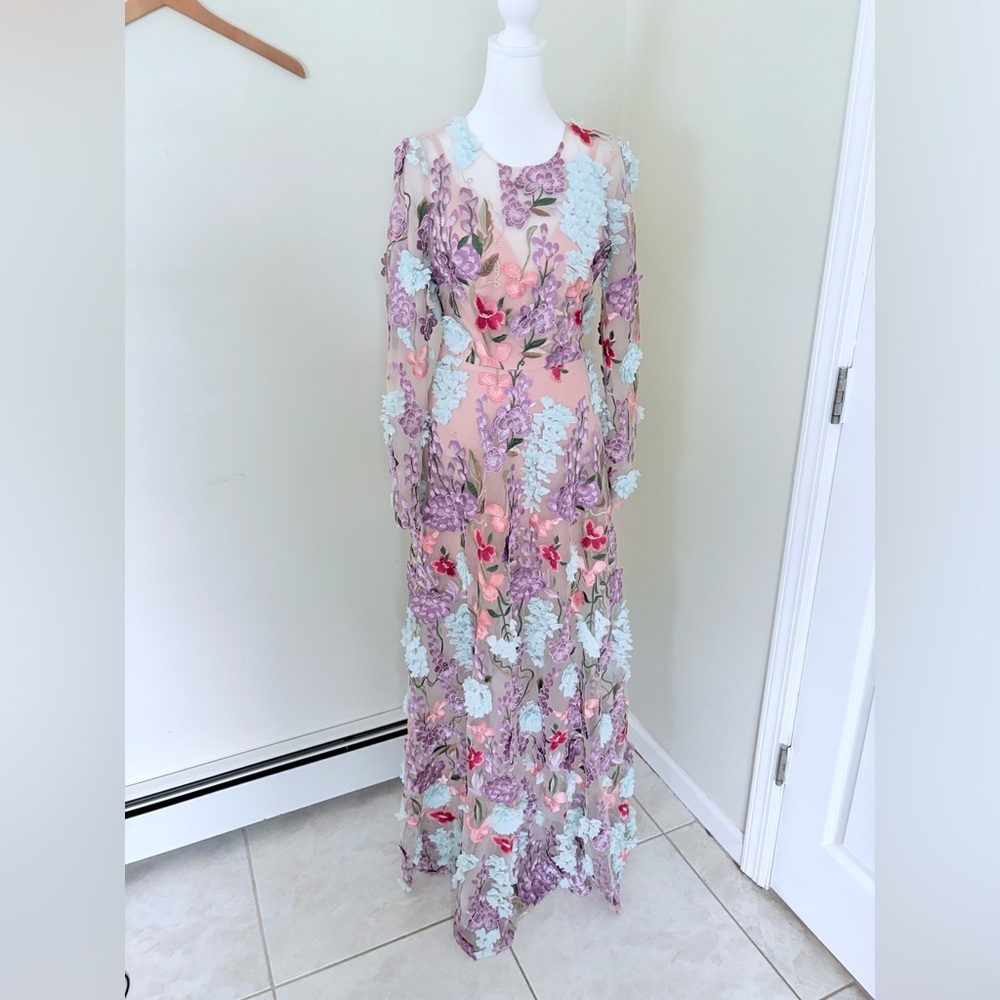 NWOT Dress the Population Women's Floral Embroidery Long Sleeve Gown XS